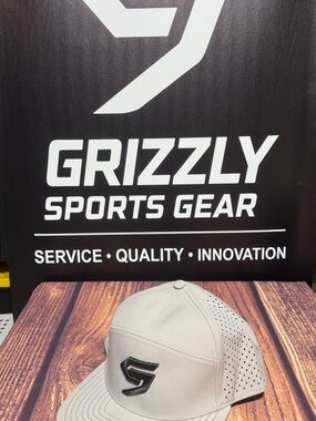 Men's Tan Performance Hat